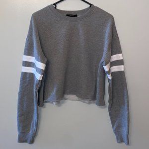 Forever 21 | Cropped Gray Sweatshirt